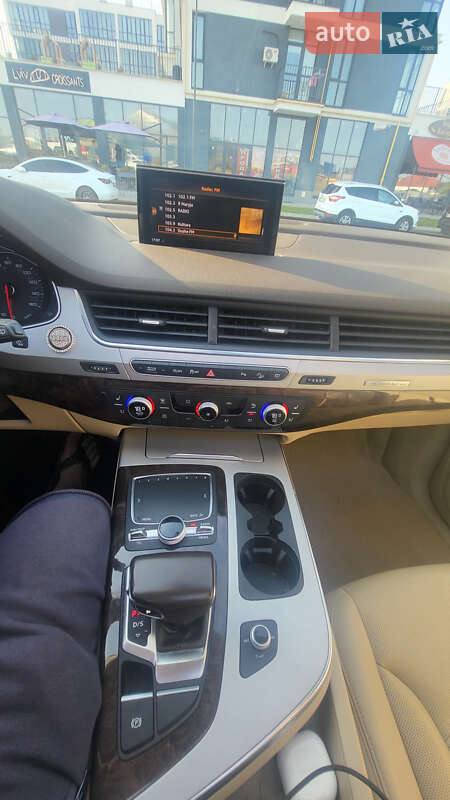 Внедорожник / Кроссовер Audi Q7 2017 в Львове