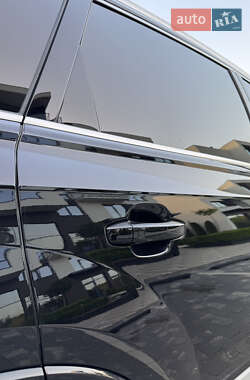 Позашляховик / Кросовер Audi Q7 2020 в 