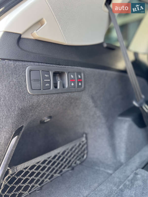 Позашляховик / Кросовер Audi Q7 2020 в Ужгороді