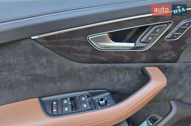 Внедорожник / Кроссовер Audi Q7 2023 в 