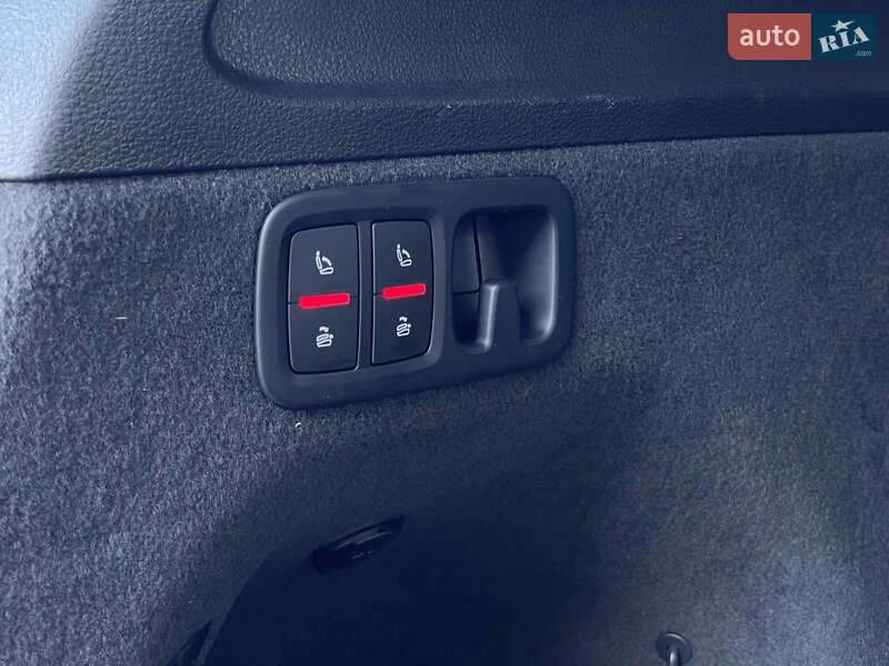 Внедорожник / Кроссовер Audi Q7 2015 в Бердичеве