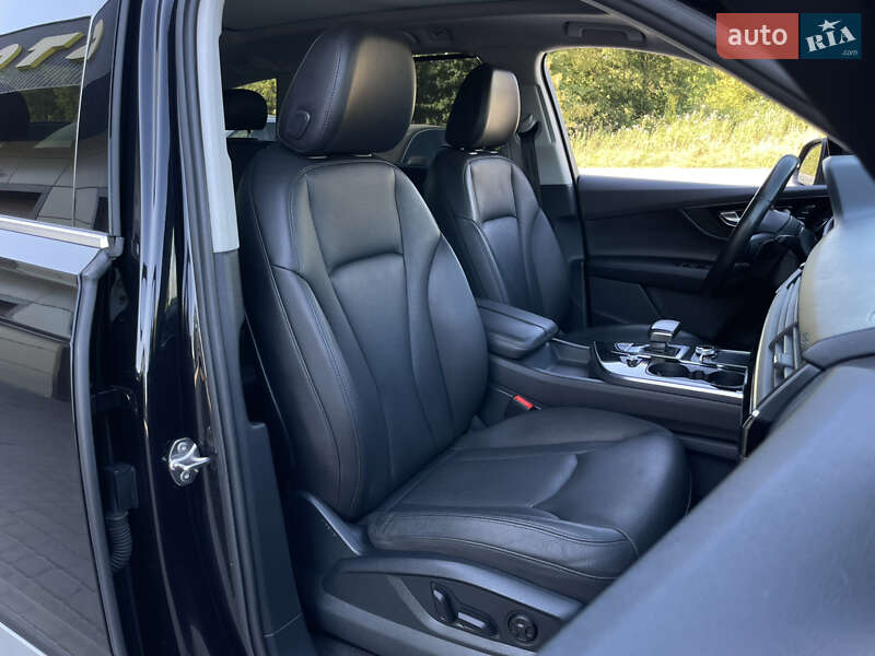 Внедорожник / Кроссовер Audi Q7 2015 в Бердичеве