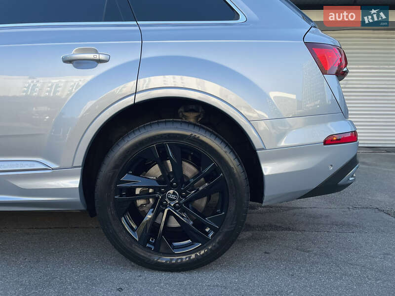 Внедорожник / Кроссовер Audi Q7 2019 в Киеве фото 27 Внедорожник / Кроссовер Audi Q7 2019 в Киеве