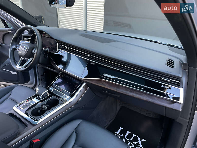 Внедорожник / Кроссовер Audi Q7 2019 в Киеве фото 41 Внедорожник / Кроссовер Audi Q7 2019 в Киеве