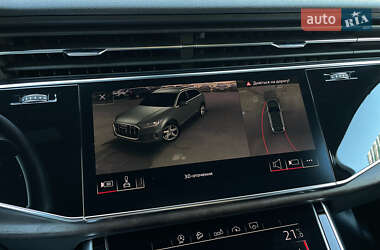 Позашляховик / Кросовер Audi Q7 2019 в 