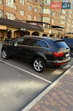 Внедорожник / Кроссовер Audi Q7 2013 в Киеве