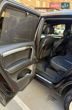 Внедорожник / Кроссовер Audi Q7 2013 в Киеве