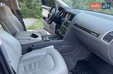 Внедорожник / Кроссовер Audi Q7 2010 в 