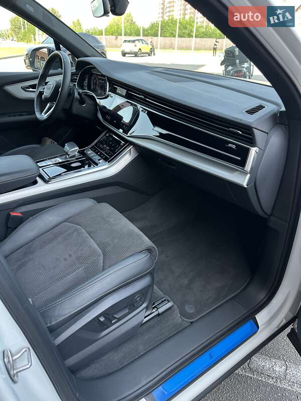Позашляховик / Кросовер Audi Q7 2022 в Києві