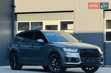 Позашляховик / Кросовер Audi Q7 2015 в Мукачевому