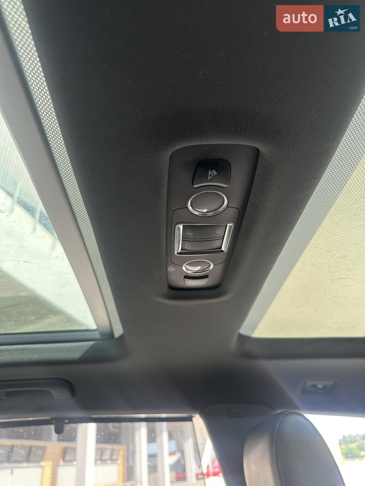 2010 Audi Q7 - мініатюра 11
