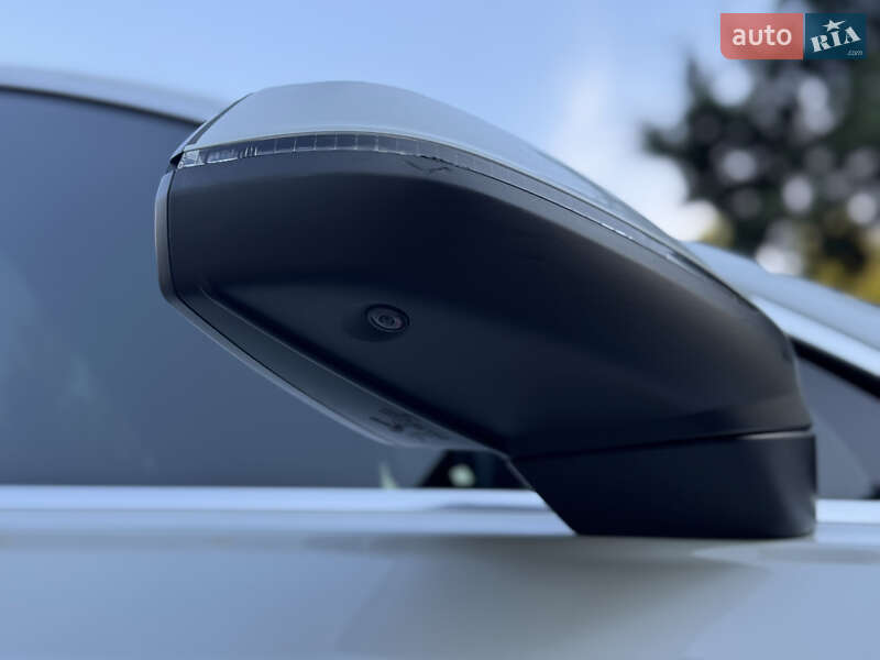 Позашляховик / Кросовер Audi Q7 2016 в Києві фото 32 Позашляховик / Кросовер Audi Q7 2016 в Києві