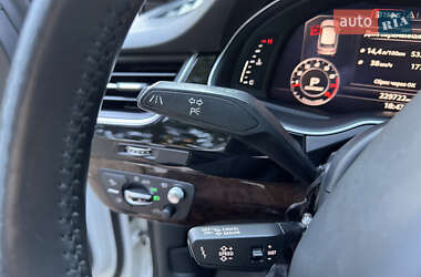 Позашляховик / Кросовер Audi Q7 2016 в 