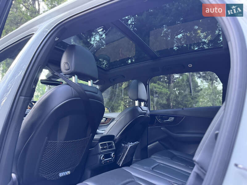 Позашляховик / Кросовер Audi Q7 2016 в Києві фото 64 Позашляховик / Кросовер Audi Q7 2016 в Києві