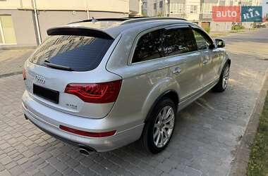 Внедорожник / Кроссовер Audi Q7 2013 в 