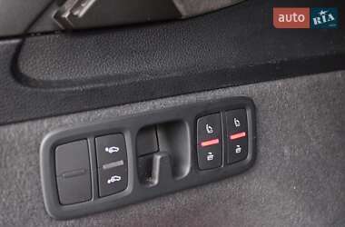 Позашляховик / Кросовер Audi Q7 2016 в 