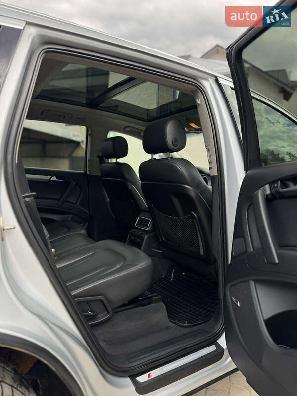 Позашляховик / Кросовер Audi Q7 2011 в Бучачі