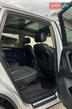 Внедорожник / Кроссовер Audi Q7 2011 в 