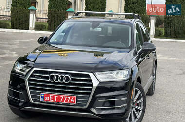 Позашляховик / Кросовер Audi Q7 2017 в 
