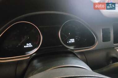 Внедорожник / Кроссовер Audi Q7 2013 в 