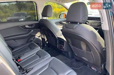 Внедорожник / Кроссовер Audi Q7 2019 в 