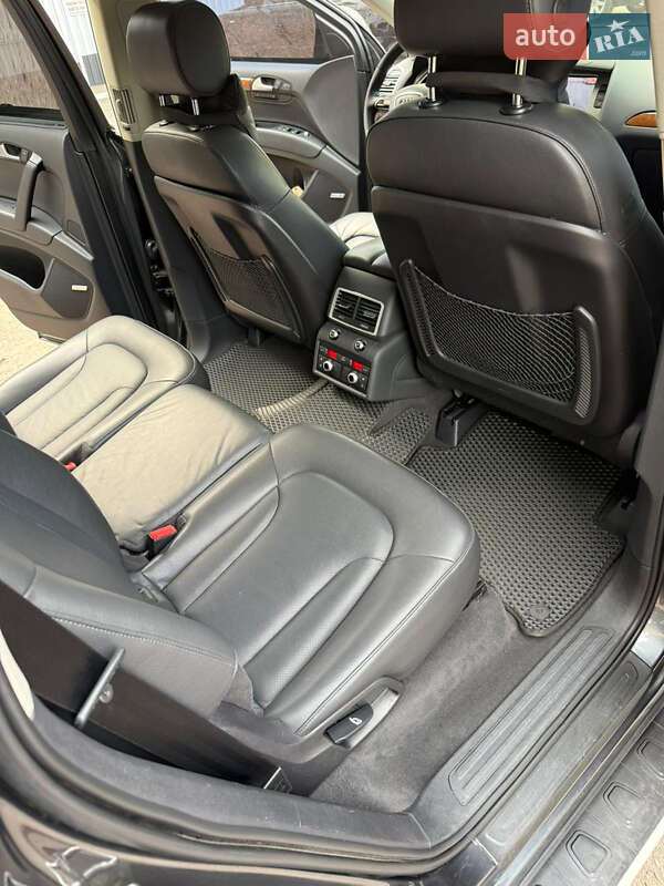 Внедорожник / Кроссовер Audi Q7 2014 в Черкассах