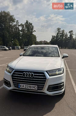 Внедорожник / Кроссовер Audi Q7 2017 в Киеве