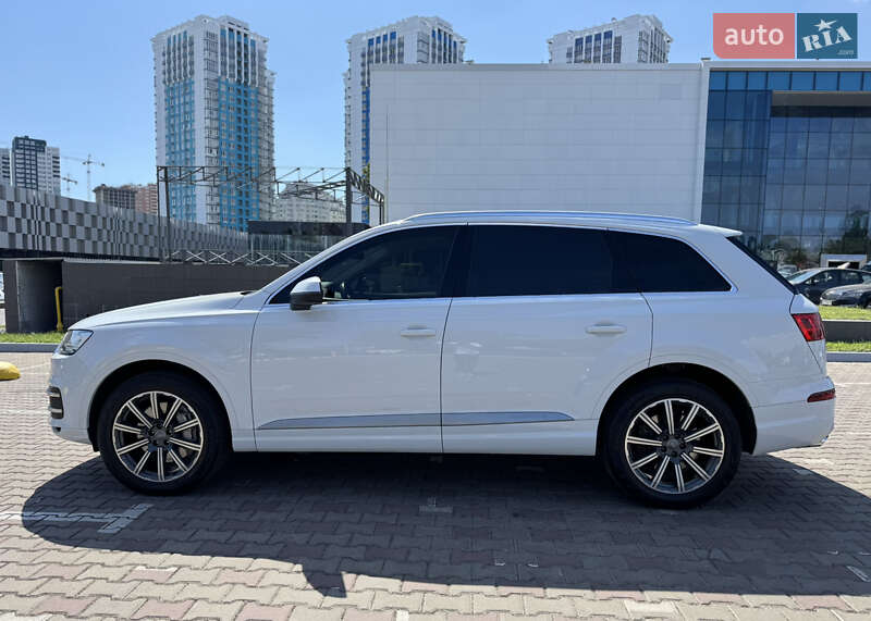Внедорожник / Кроссовер Audi Q7 2016 в Одессе