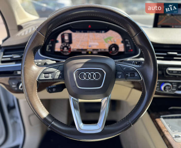 Внедорожник / Кроссовер Audi Q7 2016 в Одессе