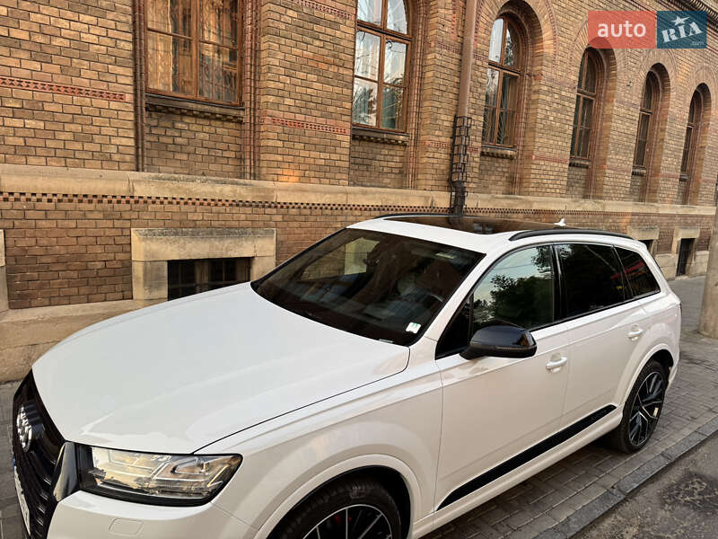 Внедорожник / Кроссовер Audi Q7 2019 в Черновцах