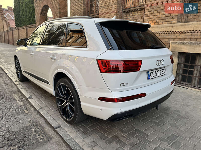 Внедорожник / Кроссовер Audi Q7 2019 в Черновцах