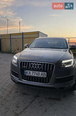 Позашляховик / Кросовер Audi Q7 2011 в 