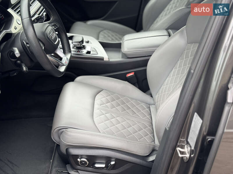 Внедорожник / Кроссовер Audi Q7 2018 в Яремче