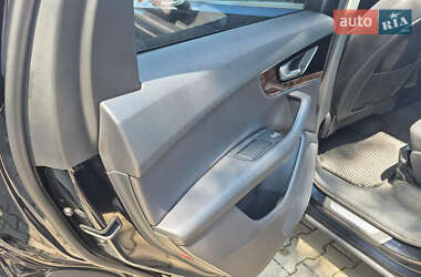 Внедорожник / Кроссовер Audi Q7 2015 в 