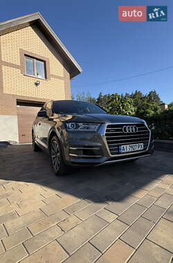 Внедорожник / Кроссовер Audi Q7 2018 в 