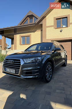 Внедорожник / Кроссовер Audi Q7 2018 в Буче