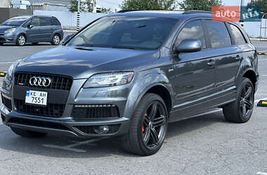 Позашляховик / Кросовер Audi Q7 2014 в Дніпрі