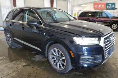 Внедорожник / Кроссовер Audi Q7 2017 в 