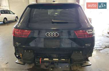 Внедорожник / Кроссовер Audi Q7 2017 в 