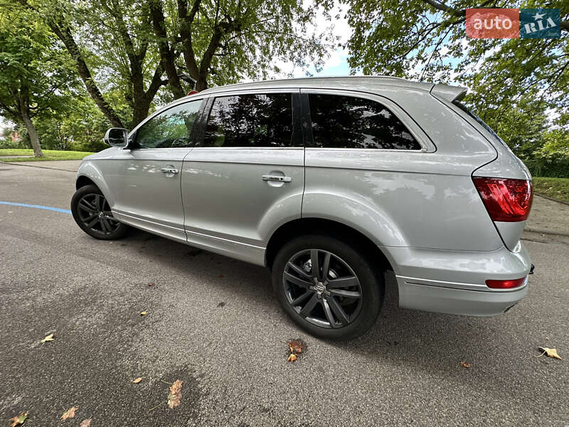 Позашляховик / Кросовер Audi Q7 2009 в Києві