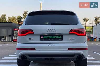 Внедорожник / Кроссовер Audi Q7 2013 в 