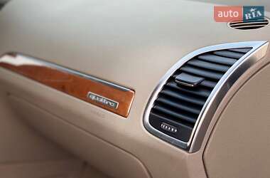 Внедорожник / Кроссовер Audi Q7 2013 в 