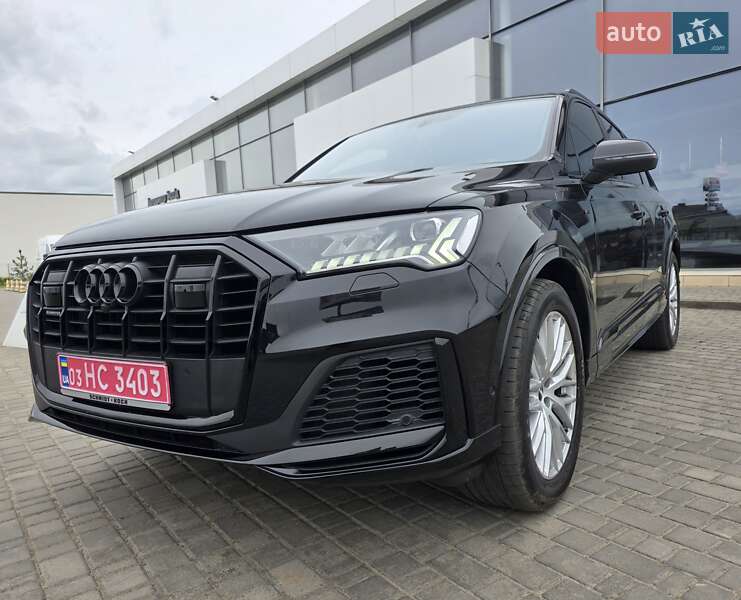Позашляховик / Кросовер Audi Q7 2020 в Луцьку