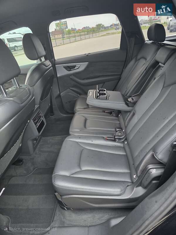 Позашляховик / Кросовер Audi Q7 2020 в Луцьку