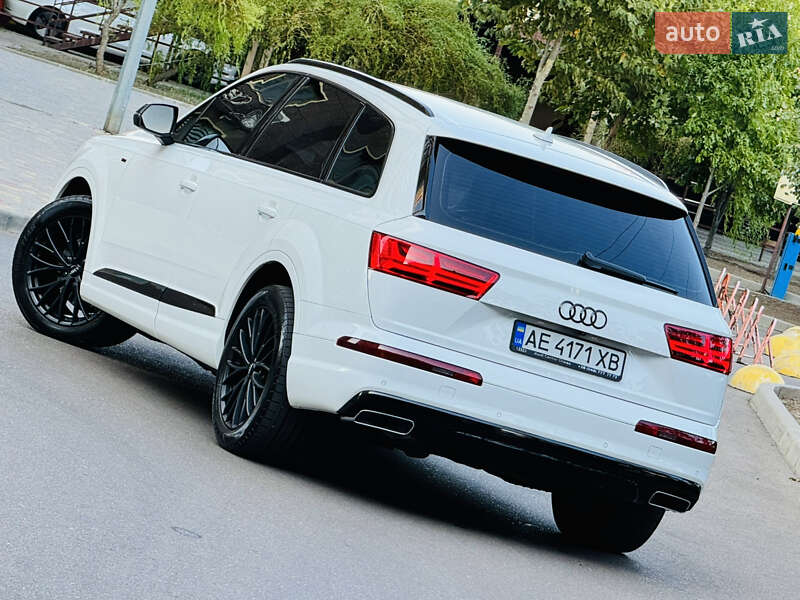 Внедорожник / Кроссовер Audi Q7 2016 в Одессе фото 10 Внедорожник / Кроссовер Audi Q7 2016 в Одессе