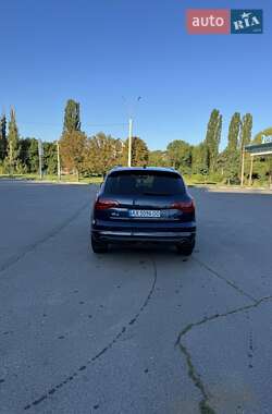 Внедорожник / Кроссовер Audi Q7 2012 в 