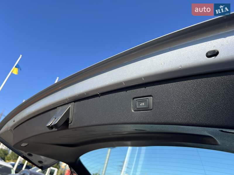 Позашляховик / Кросовер Audi Q7 2018 в Києві фото 22 Позашляховик / Кросовер Audi Q7 2018 в Києві