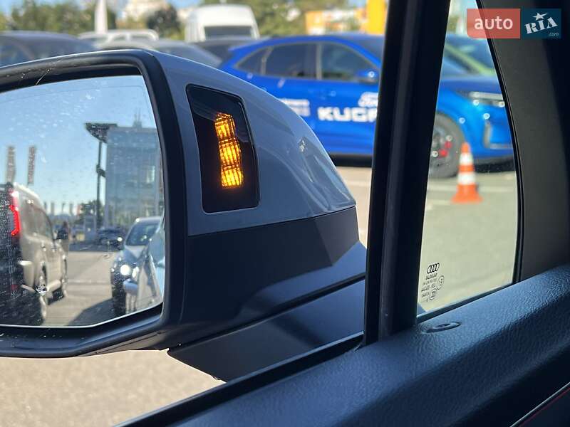 Позашляховик / Кросовер Audi Q7 2018 в Києві фото 39 Позашляховик / Кросовер Audi Q7 2018 в Києві