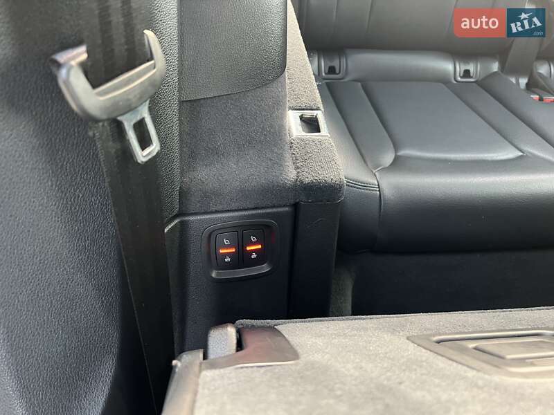 Позашляховик / Кросовер Audi Q7 2018 в Києві фото 43 Позашляховик / Кросовер Audi Q7 2018 в Києві