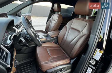 Позашляховик / Кросовер Audi Q7 2017 в 